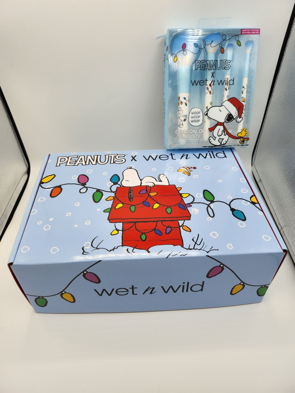 Wet n Wild X Peanuts Holiday PR Set With Bonus Brush Set